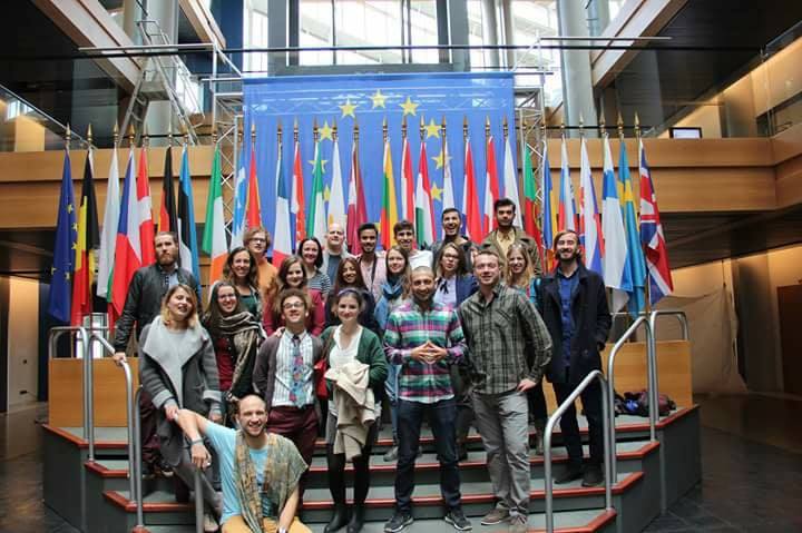 cursos yes europa academy parlamento